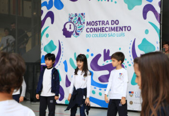 Colégio São Luís - Alunos do 1º ano se apresentam na Mostra do Conhecimento (12)