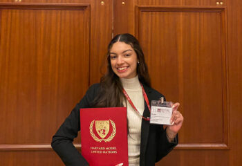 Colégio São Luís - Formanda da 1ª turma IB do CSL participa de simulações da ONU em Harvard (1)
